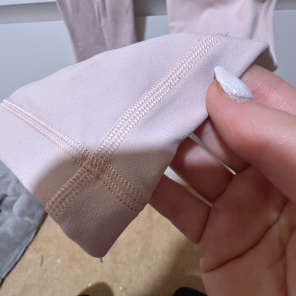 lululemon High-Waisted Cream Leggings - Picture 6 of 7